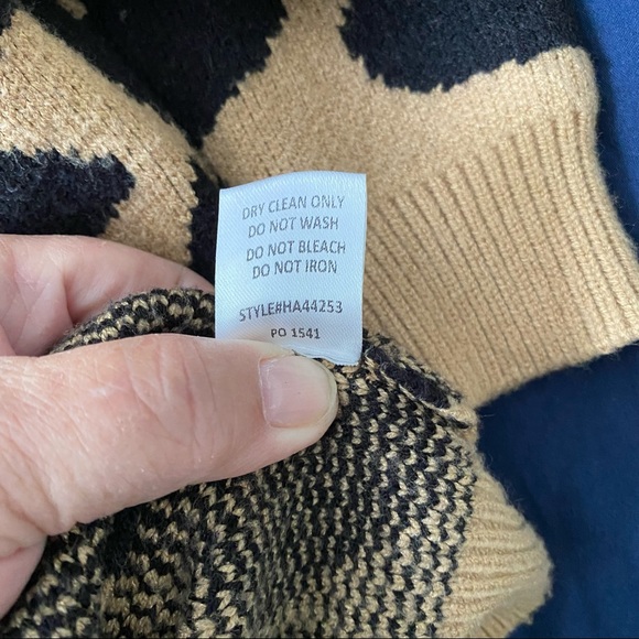 Hashtag in trend Leopard Sweater - Picture 5 of 5